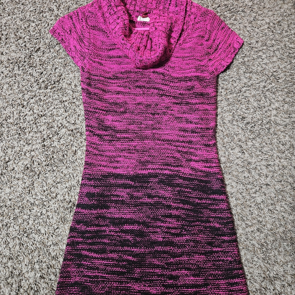 Juniors small/ women's xs hot pink/ black sweater dress